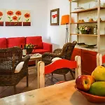 In Malpais De With A Terrace Ferienhaus