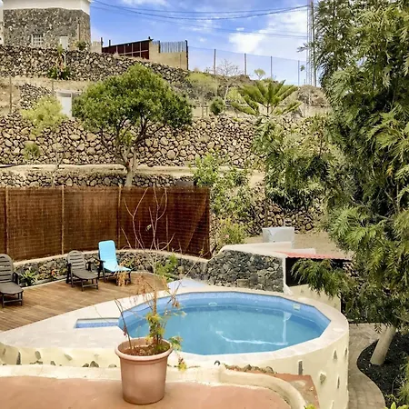 In Malpais De With A Terrace Holiday home *