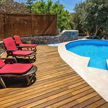Holiday home In Malpais De With A Terrace *