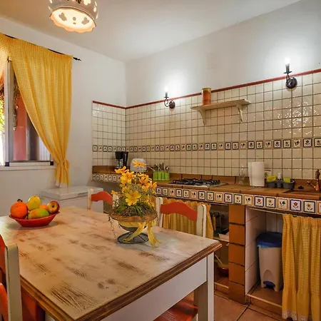 Holiday home In Malpais De With A Terrace Candelaria